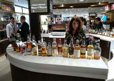 World of Whiskies Эдинбург